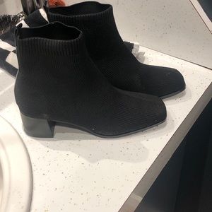 Black ribbed boot heels brand new and never worn.